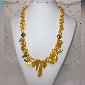 Yellow freshwater pearls Necklace ❤️